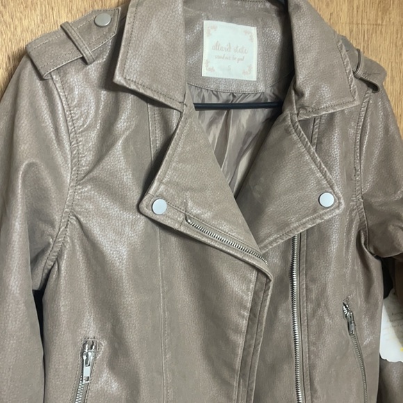 Moto Jacket - Picture 6 of 9